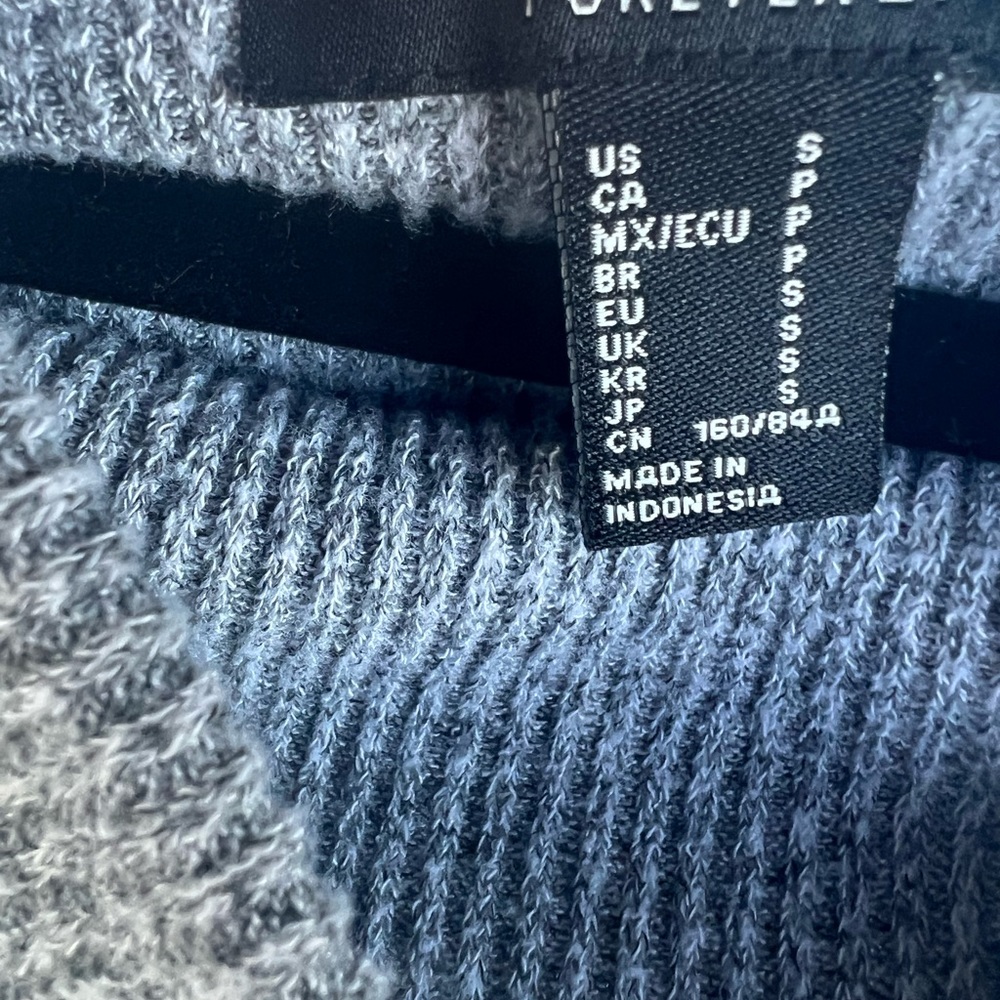 Grey forever 21 beautiful body suit with snaps at the crotch size small NWOT